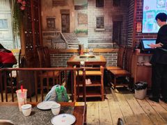 -小天鹅火锅·一线江景洪鼎旗舰店(洪崖洞店)