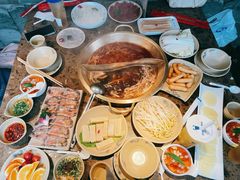 -小龙坎火锅(湖滨银泰in77店)