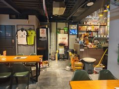 -京狮炙燥·精酿烧烤(首经贸店)