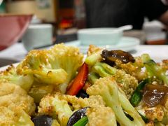 -江城小馆陕南妈妈菜·全球旅行餐厅(钟楼店)