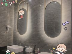 -跃动游泳健身俱乐部(新华传媒店)