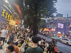 -天宝食坊·啫啫煲大排档(西华路店)