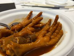 鲍汁凤爪-白天鹅宾馆-宏图府餐厅