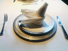 -Mogul Eatery·大亨餐酒馆