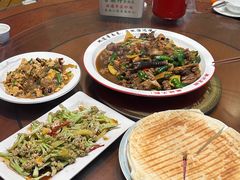 -鲁南仔·滕州炒鸡(经三路店)