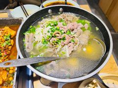 -全牛匠·乐山跷脚牛肉(新中关店)