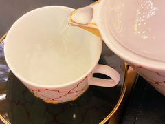 -Salon de The de Joel Robuchon(外滩18号店)