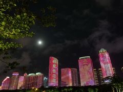 -万绿园