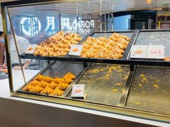 面包甜点陈列柜-月枫堂(长春这有山店)