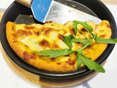 藤椒鸡肉菌菇浓香披萨-乔泰勒JOETYLER西餐厅(曲江店)