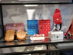 -MCM(比斯特上海购物村店)