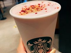 樱花浪漫玛奇朵-星巴克(北京三里屯SOHO一店)