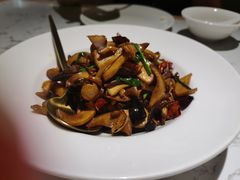 -关东小磨东北菜(漕河泾印象城店)