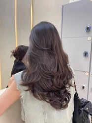 -十六番发型师事务所