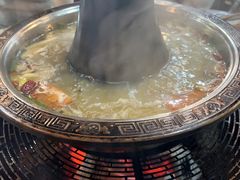-小辣椒汤锅烧烤(温泉南街店)
