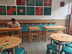 -塔斯汀中国汉堡(横岗志健广场店)