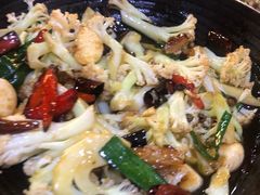 -万重锦·人文川菜馆(骡马市店)