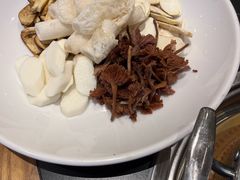 -黔蘑菇四季餐厅(观山湖店)