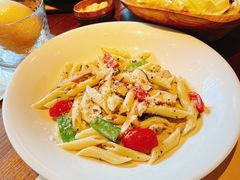 黑松露奶油鸡肉通心面-Magnet磁食(愚园路店)