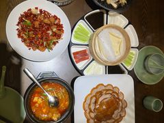 -粗茶淡饭·隐庐私厨(东亭店)