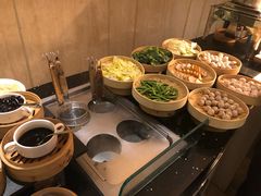 -鲜艳西餐厅(衡山路十二号华邑店)