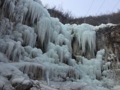 -大平台龙居瀑布旅游区