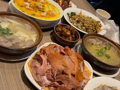 -六泰居·尔滨地标·东北菜(泰山路店)