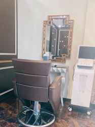 点击看大图 -八佰伴8008星级形象店