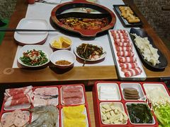 -渝小红重庆老火锅(民星公园店)