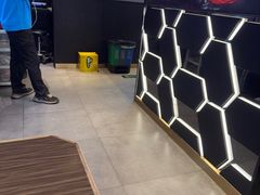 -胖哥俩肉蟹煲(杭州大厦中央广场店)