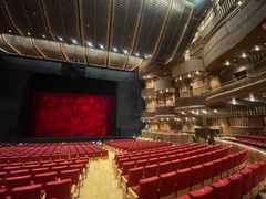 -交通银行前滩31演艺中心