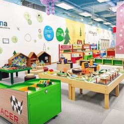 -莫莉幻想儿童乐园(三河燕郊永旺店)