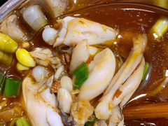 -鸿顺老铁锅美蛙鱼府(解放碑店)