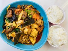-露缘巴蜀麻辣香锅(永安街店)