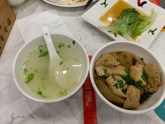 萝卜油豆腐-有章牛杂(石厦店)