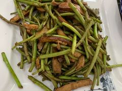 野芦蒿炒臭干-广迎居老正兴菜馆