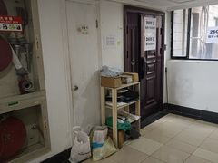 -鲸育宝宝月嫂(徐汇店)