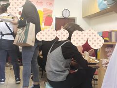 等位区-郭记小街麻辣烫(南小街总店)