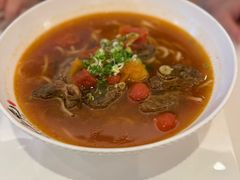 番茄牛肉面-天下三绝 牛肉面/红酒
