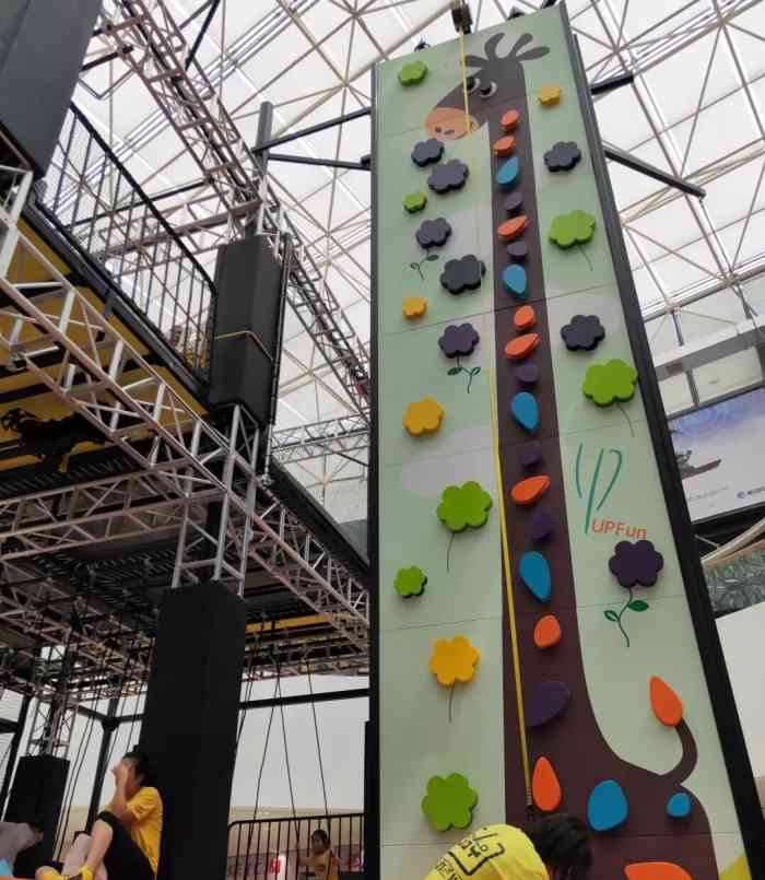 趣玩空间(华元西溪欢乐城店)-"【印象】场地较小 | 项目单调无趣之前.