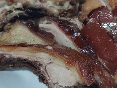 -黄记四更烤乳猪店