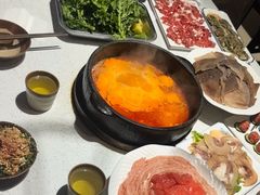 -贵府酸汤牛肉火锅·贵州老字号(飞山街店)