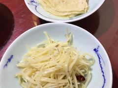 -窄巷子陕菜馆·地道陕西菜(粉巷店)