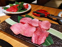 上等牛舌-炼火烤肉店