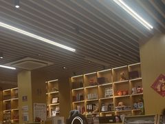 -漕河泾街道图书馆(漕河泾社区文化活动中心店)