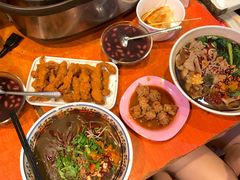 酸辣粉-爆炸头阿姨小四川正宗川味小吃(无任何分店)