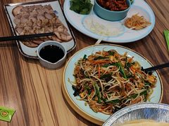 -合合春饼·酱骨·东北菜(潘家园店)