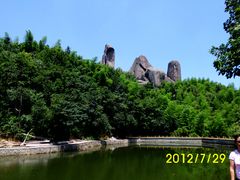 -巨石山景区