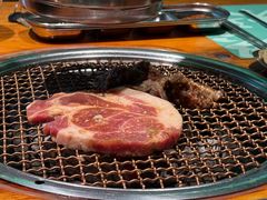 -唯成•韩国炭火烤肉 유성고기