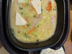 -阿香米线(闸北大润发店)